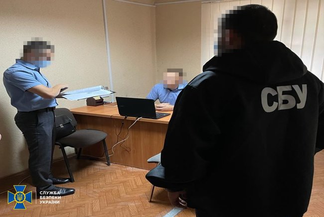Чиновники Госгеокадастра пытались незаконно приватизировать земучастки на 4,5 млн грн на Донетчине, - СБУ 04