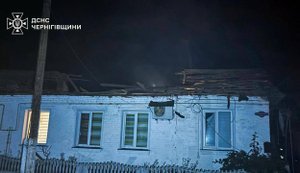 Россияне ударили по 29 населенным пунктам Черниговщины за сутки: атакованы энергообъект, спецавто и АЗС. ФОТО