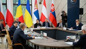 саміт Карпатської вісімки