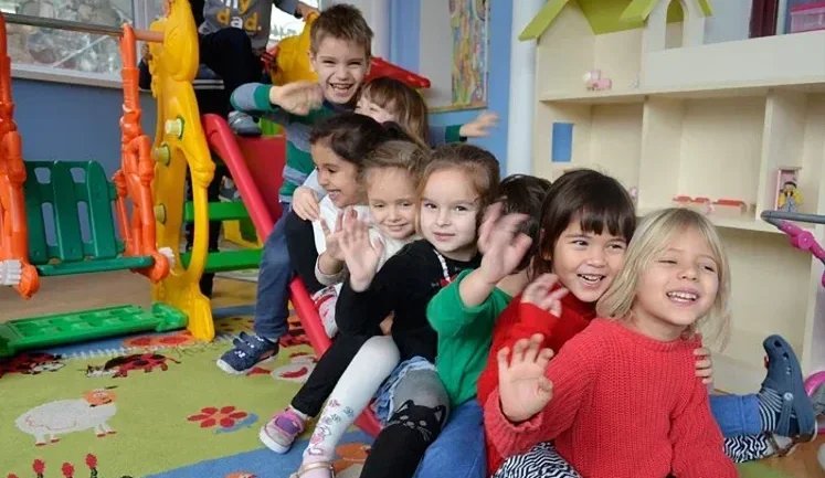 В Киеве родители могут онлайн просматривать очередь и свободные места в детских садах