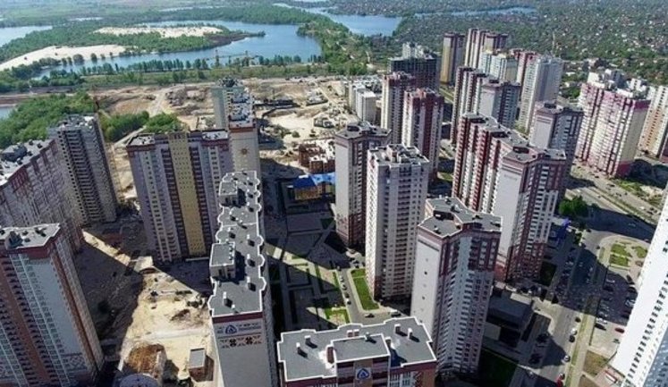 Власти Киева определили компанию для достройки жилых комплексов "Аркады" (обновлено)