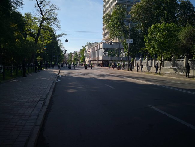 Гуляй-ТЕ. Як Зеленський заступив на посаду і розпустив Раду 01