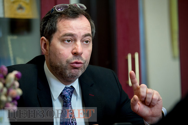 Громади УПЦ МП, які не перереєструються з новою назвою, продовжать існування, але залишаться без найменувань, - голова Департаменту у справах релігій Мінкульту Андрій Юраш 04