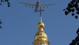 Над центром Киева пролетели вертолеты, истребители, "Мрия" и "Руслан". ФОТОрепортаж.