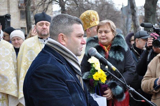 Поминальный молебен по случаю 4-й годовщины Революции Достоинства состоялся в центре Киева 02