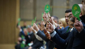 "Слуги народа" сегодня проведут заседание фракции: Обсудят ресурсный законопроект, выделение средств на поддержку бизнеса и местные дороги