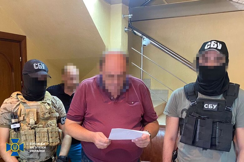 Разоблачен экс-адвокат, который работал на телеграм-канал Вагнера и призывал захватить власть в Украине, - СБУ 03