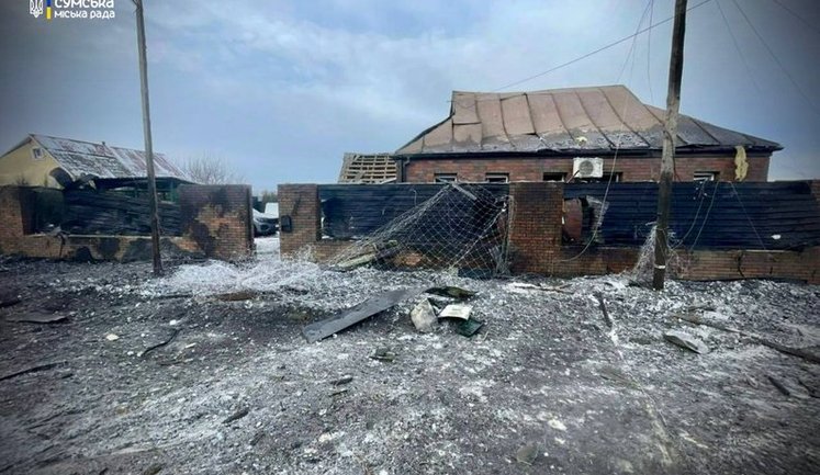 Росіяни вдарили КАБами по Сумщині: постраждав чоловік, зруйновано та пошкоджено оселі