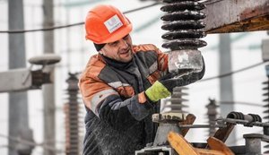 Уряд розширив програму виплат для енергетиків і комунальників: як подати заяву через "Дію"?