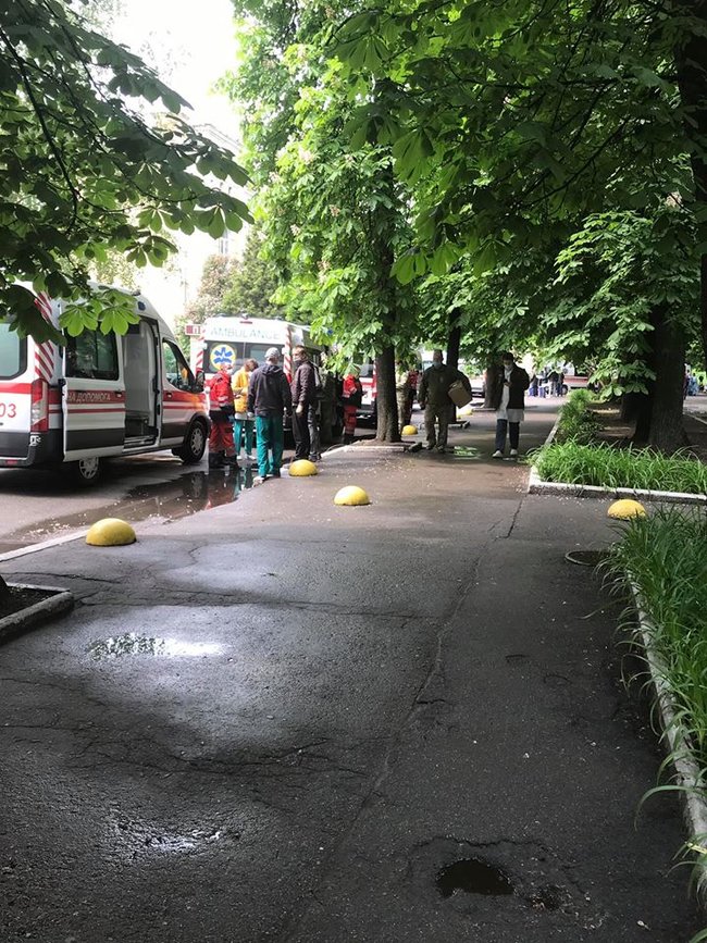 Новий борт із пораненими прибув до Києва, в госпіталі лежать бійці без рук і ніг. Потрібна допомога, - волонтер Юсупова 02