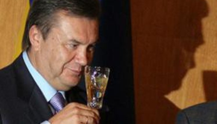 "Очень приятно, царь": Янукович и европейские политики