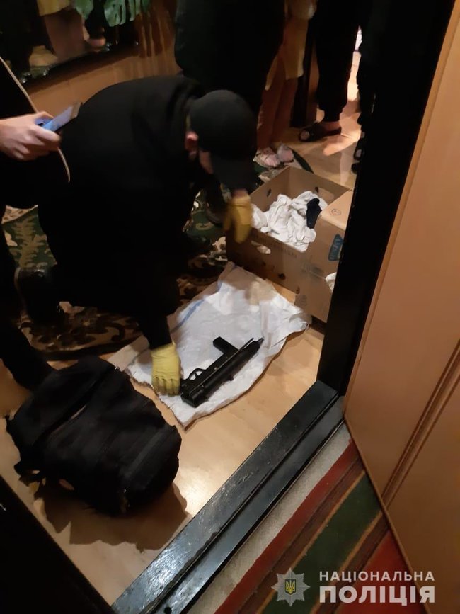 Трьох озброєних громадян Азербайджану затримали в Харкові, - Нацполіція 04