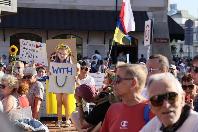 у 22 містах Польщі пройшли акції проти насильства щодо українців