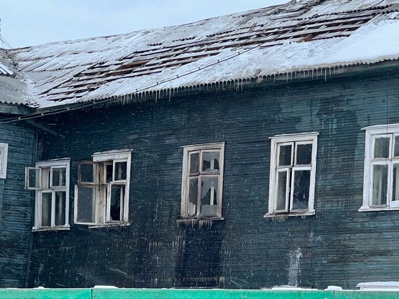В Іркутській області РФ невідомий підпалив військкомат 01