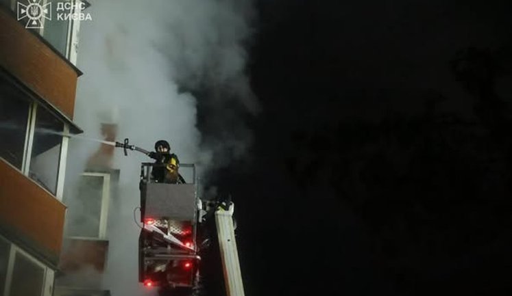 Померла жінка, поранена під час комбінованого удару РФ по Києву 22 жовтня