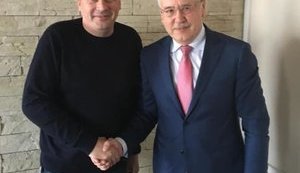 Добродомов вирішив знятися з виборів на користь Гриценка