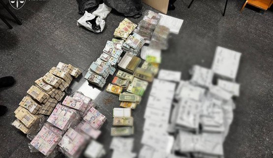 Over 630 million hryvnias in cash and searches across 16 regions: OGP and the BES have uncovered shadow financial network. PHOTOS