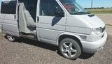 На Рівненщині засудили двох чоловіків за продаж гуманітарних авто