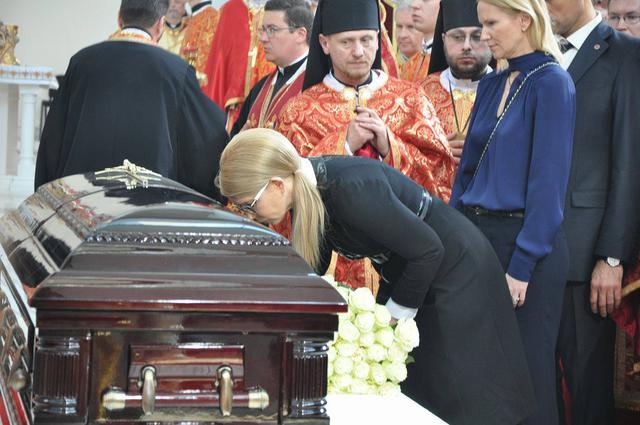 У Києві поховали кардинала УГКЦ Любомира Гузара (оновлено) 08 У Києві поховали кардинала УГКЦ Любомира Гузара (оновлено) 08