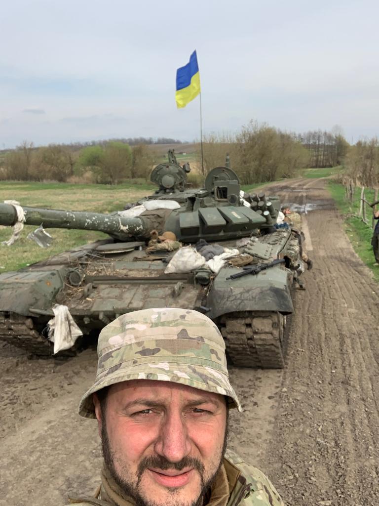 Командир бригади Хартія Національної гвардії України Ігор Оболєнський: Ми розуміємо, що буде перша хвиля наступу, друга, третя, четверта, п’ята. І для цього постійно потрібні люди 08 Командир бригади Хартія Національної гвардії України Ігор Оболєнський: Ми розуміємо, що буде перша хвиля наступу, друга, третя, четверта, п’ята. І для цього постійно потрібні люди 08