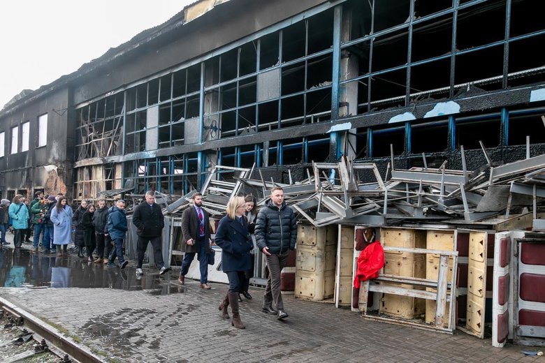 Знищено 27 вагонів у Фастові