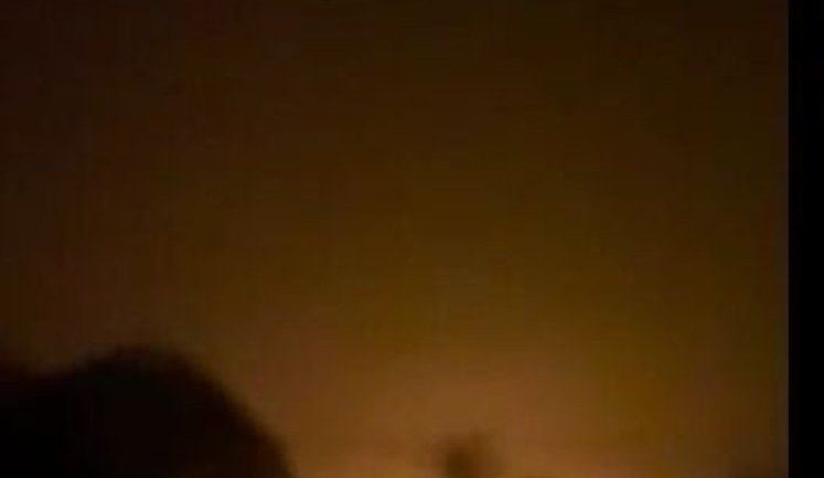 Drone attack on Ulyanovsk region of Russian Federation: substation on fire, area without power. VIDEO