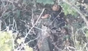 Раненый россиянин покончил с собой на поле боя. ВИДЕО 18+