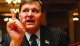 Ландик-старший угрожает журналистам: Вы, ребятки, ответите за все. АУДИО