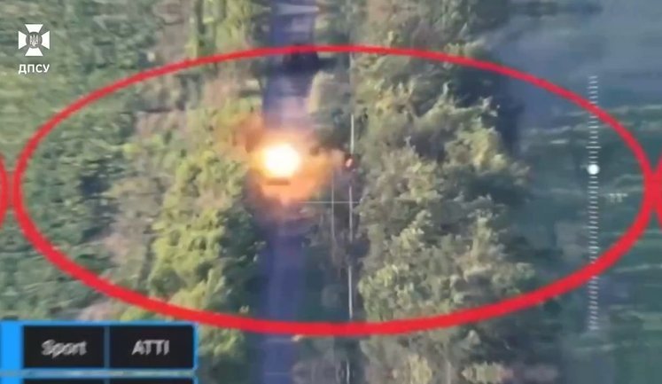 Пограничники "Феникса" поразили РСЗО "Козерог-1", технику и группу оккупантов во время высадки из техники. ВИДЕО
