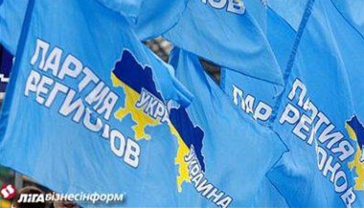 "Все нормально, падаю!": монолитный кризис ПР