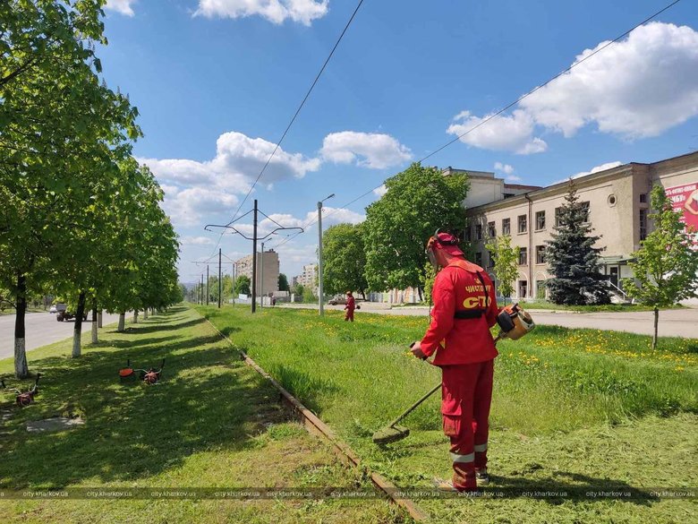Из-за российских обстрелов в Харькове не осталось ни одного трамвая, уничтожены подстанции, разрушено депо, - горсовет 08