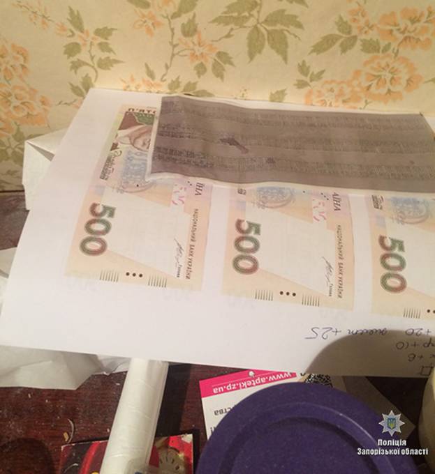 Банду фальшивомонетників затримали в Запоріжжі, - Нацполіція 03 Банду фальшивомонетників затримали в Запоріжжі, - Нацполіція 03