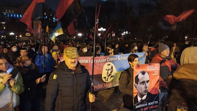 В Киеве прошло факельное шествие к 112-летию Бандеры 02