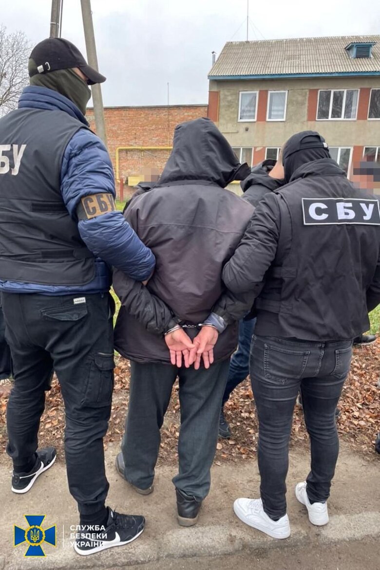 На Вінничині затримано агента РФ, який наводив російські ракети на енергетичні об’єкти, - СБУ 01