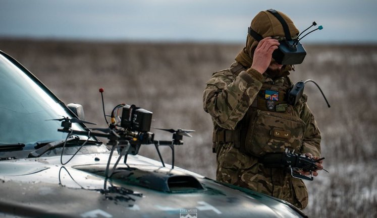 На окремих ділянках фронту чверть боїв - це український наступ, - Сирський