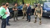 Задержан депутат Черкасского облсовета, вымогавший за решение земельного вопроса 140 тыс. долл. взятки, - СБУ. ФОТО