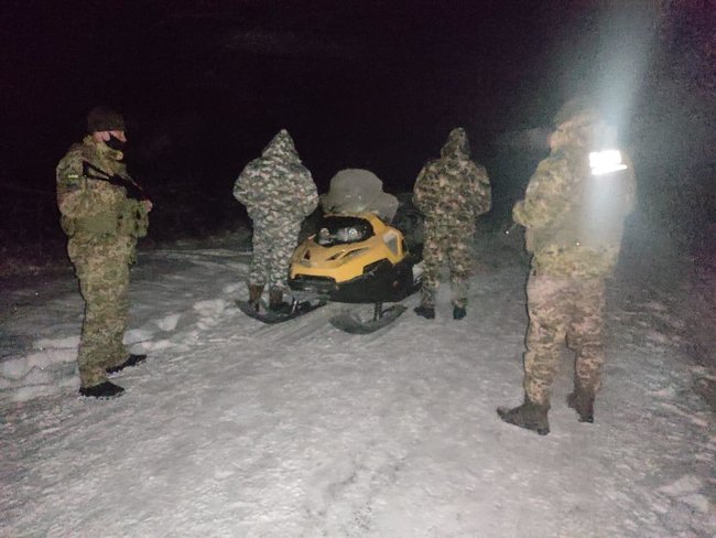На Харьковщине задержан нарушитель границы на снегоходе, - Госпогранслужба 02 На Харьковщине задержан нарушитель границы на снегоходе, - Госпогранслужба 02