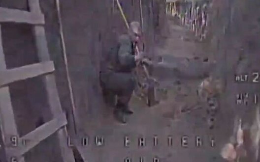Ukrainian drone operator flies UAV into enemy trenches and searches for occupiers. VIDEO