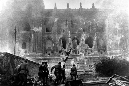 Ціна Прапора над Рейхстагом: трагічні долі прапороносців Перемоги 06