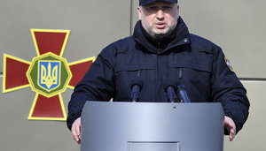 "У Росії серйозні проблеми, якщо вони заявляють, що не протримаються й чотирьох днів у війні з Україною", - Турчинов відповів Наришкіну