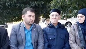 Адвокаты навестили в больнице пожилого активиста Караметова, отсидевшего за плакат "Путин, наши дети не террористы": Чувствует он себя неважно, разместили его в коридоре. ВИДЕО