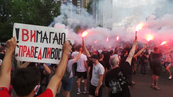 Мітингувальники під судом над Стерненком перекрили вулицю Дегтярівську 14
