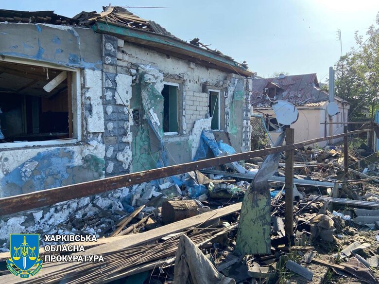 Shelling of a kiosk in Staryi Saltiv on 8 June