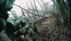 Спецназовцы 3-го полка ССО ликвидировали группу противника и эвакуировали бойца ВСУ наземным роботом. ВИДЕО