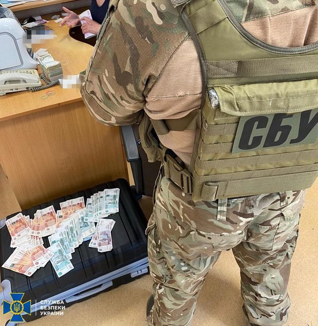 СБУ пресекла деятельность в Одесской области конвертационного центра с оборотом в 500 млн грн 03