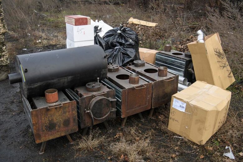 Артиллеристам 45-й бригады, воюющим под Бахмутом, передали дроны, комплекты зимней формы, печки-буржуйки и водонагреватель 03 Артиллеристам 45-й бригады, воюющим под Бахмутом, передали дроны, комплекты зимней формы, печки-буржуйки и водонагреватель 03