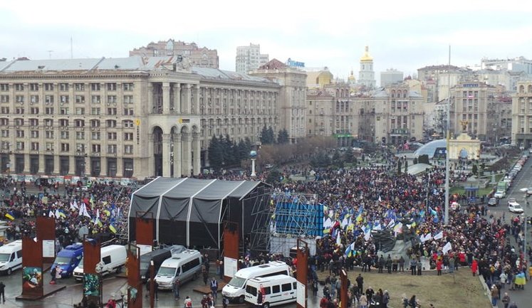 "Червоні лінії для Зе": на Майдане состоялось вече в преддверии встречи Зеленского и Путина. ВИДЕО+ФОТОрепортаж