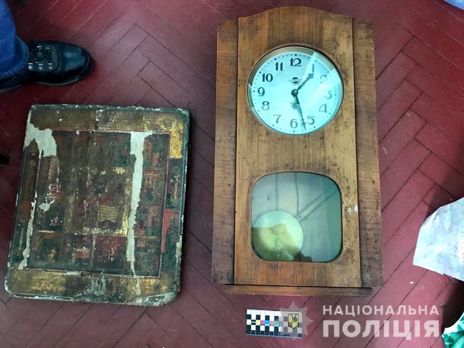 Житель Жмеринки попався на крадіжці ікон XVI століття, - поліція 01