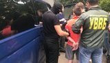 Прикордонника затримано на Закарпатті під час одержання 1,1 тис. дол. хабара. ФОТО
