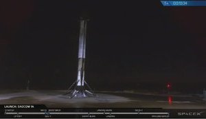 SpaceX запустила аргентинский спутник и вернула ступень ракеты. ВИДЕО
